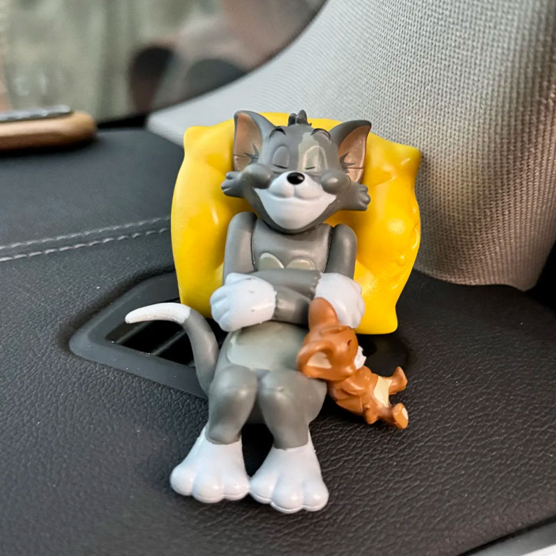Figurka Tom i Jerry na biurko, – Jerry Home Cinema recenzja i cena