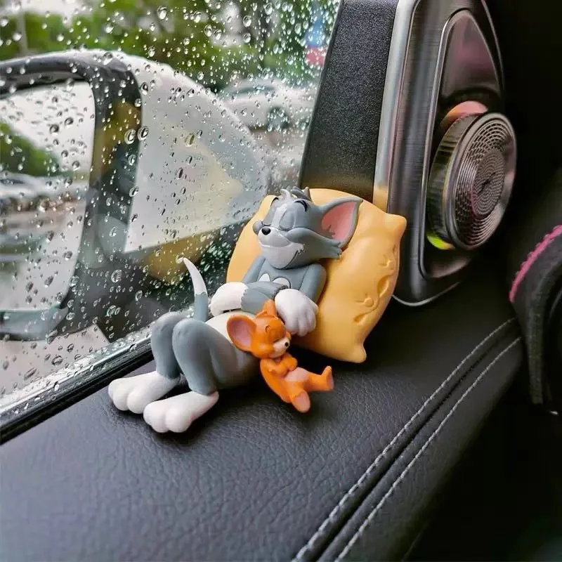 Figurka Tom i Jerry na biurko, – Jerry Home Cinema recenzja i cena